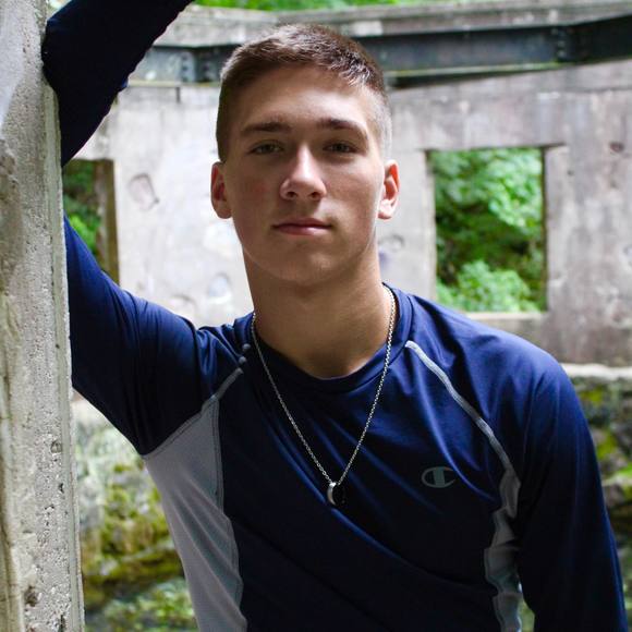 Meet your Posher, Preston - Picture 1 of 1